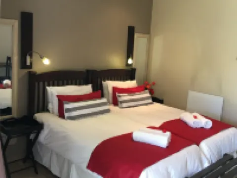 3 Liebeloft Guest House Hotéis em Edenvale