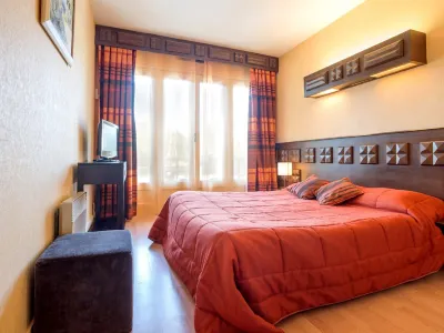 Logis Hôtel Restaurant Chez Nous Hotels in Monthieux