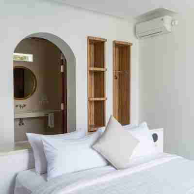 Sunshine City View Villa 6 Bedrooms with a Private Heated Swimming Pool Rooms