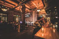 Swans Brewery, Pub & Hotel - Barer