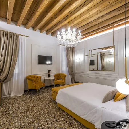 San Maurizio Luxury Suites
