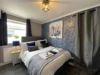 Delovely Hotel