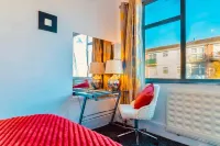 Rayleigh Retreat-spacious Family 3 Bed Apartment Hotels in Rayleigh
