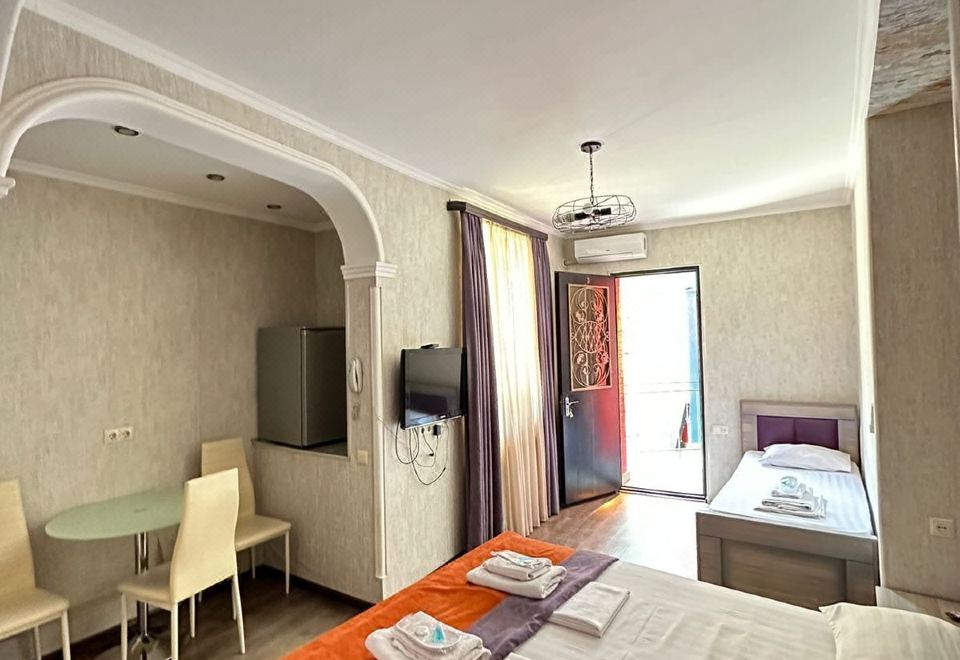 5. 호텔 피아노 트..