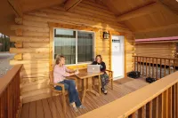 Young's Motel Hotels in Tok