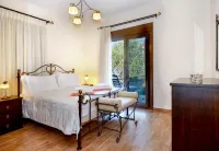 Ariadne Villa in Apergatika