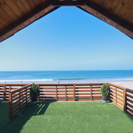 Silent Waves