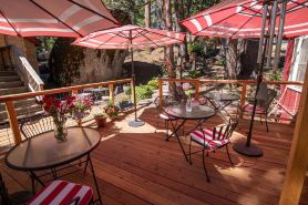 Elliott House Boutique Inn