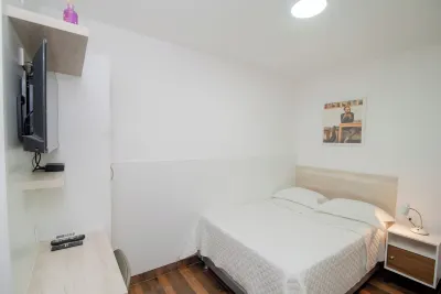 Apartment Rent Hotels near Pacaipampa Park