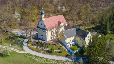 Tools Hotel Laichingen فنادق في Laichingen