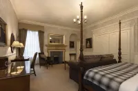 Thainstone House Hotels in 
