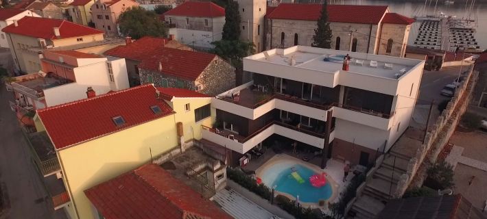 Basic Mansion Plus with Swimming Pool & Free Parking Hotels in Sibenik