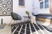 The Madison - Premium Self Check-in Studios & Apartments