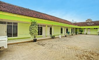 OYO 92097 Hotel Sejahtera Syariah