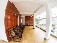 아담스 피크 인 쿠루위타 호텔