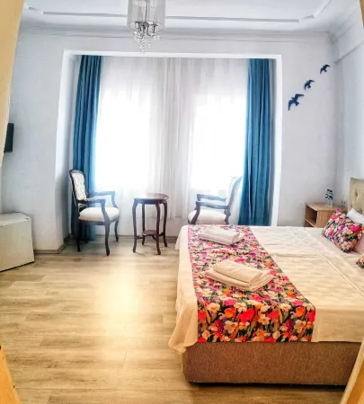 Adamarin Terrace Otel Отели рядом с достопримечательностью «Okyanus Tekne Turu»