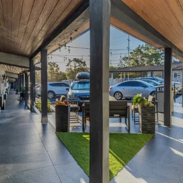 Monterey Surf Inn