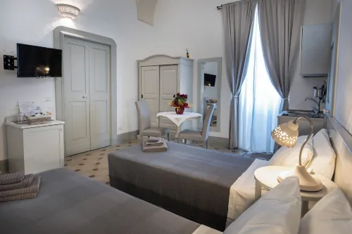 Le Finestre Su Porta Carrese - Luxury Rooms & Suites
