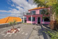 Villa Rosa Hotels near Lombo do Mouro viewpoint