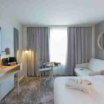 Hotel Novotel Aix en Provence Pont de l'Arc Fenouillères Rooms