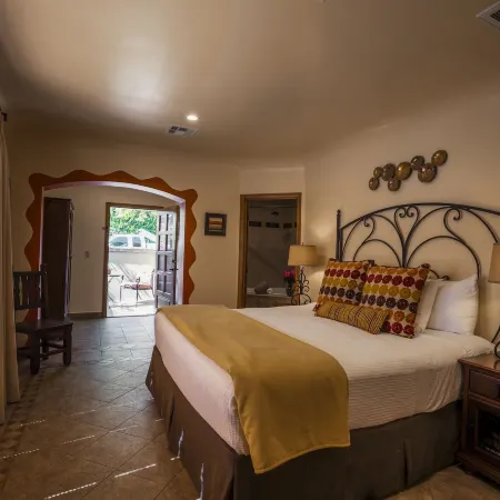 Los Arboles Hotel