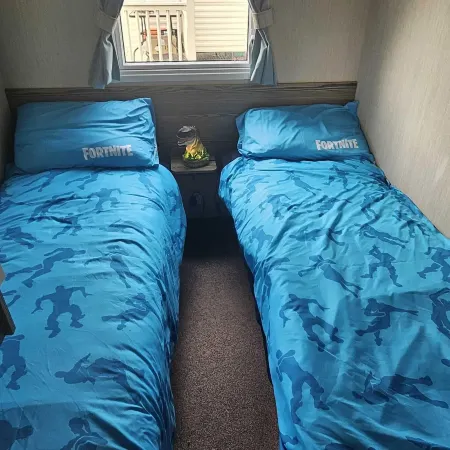3 Bed Caravan - Near Beach, 5 Star Reviews, Wifi