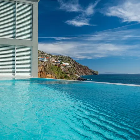 Barreirinha Suite Top Floor by Holiday Rental Madeira