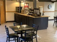 Brentwood Inn Clinton Hotels in Clinton