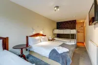 Commodore Hotel Hotels in Arnold