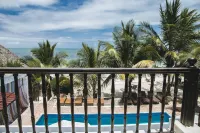 Moonshine Uroa Boutique Hotel - Meerblick