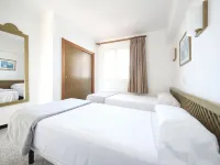 Aparthotel Niu d´Aus Hotels near Playa de S'Amarador
