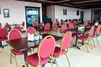 Leisure Inn - Parkplatz