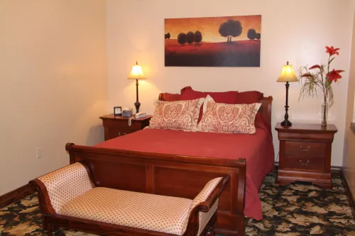 Caldwell Messenger Suites - parking