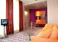 โรงแรม โมเน - ที่มีบาร์
