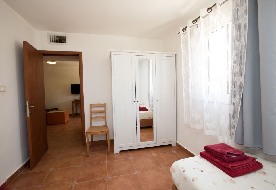 Hadass Desert Inn