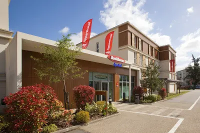 Residhome Paris-Guyancourt Hotels near Parc de l'abbaye des Vaux de Cernay