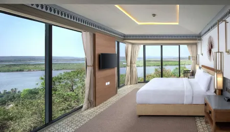 DoubleTree by Hilton Goa - Panaji Отели в г. Рибандар