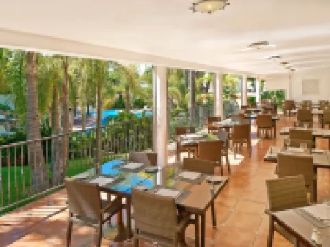 Ria Park Garden Hotel