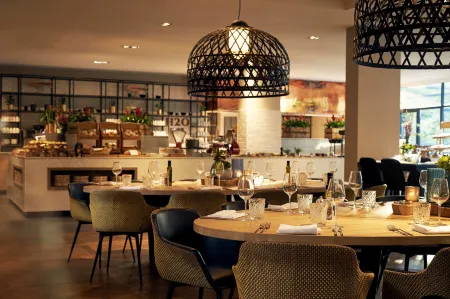 Van der Valk Hotel Antwerpen Отели в г. Антверпен