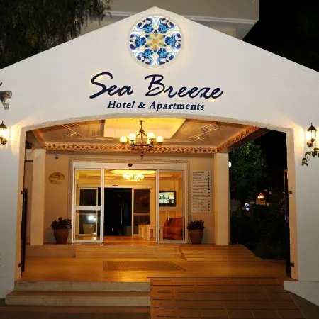 Sea Breeze Hotel and Apartments