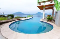 Hotel y Centro de Convenciones Jardines del Lago - Pool