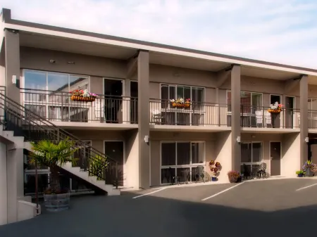 Dunedin Palms Motel Отели рядом с достопримечательностью «The Octagon»