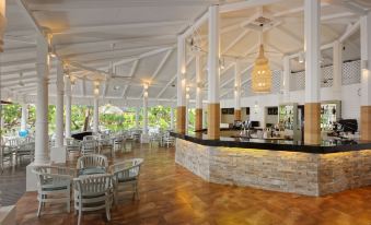 Embudu Village Resort