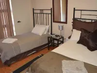 Esme's Guest House Hotels in Upington
