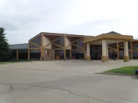 Walking Eagle Inn & Lodge Отели в г. 