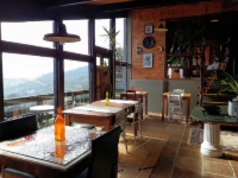 Pousada Vale Das Flores