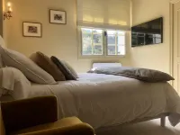 Maison Blanche Hotels in Antonne-et-Trigonant