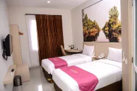 Midtown Xpress Sampit - Kalimantan Tengah Hotel a 
