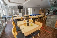 Blue Marlin Hotel - Завтрак