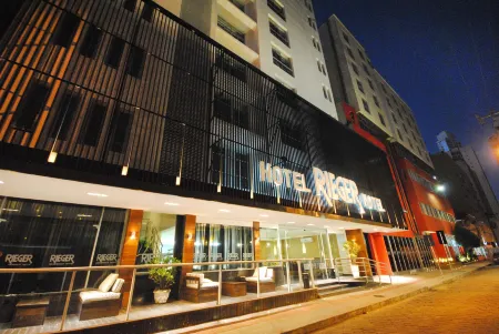 Hotel Rieger Отели в г. Балнеариу-Камбориу